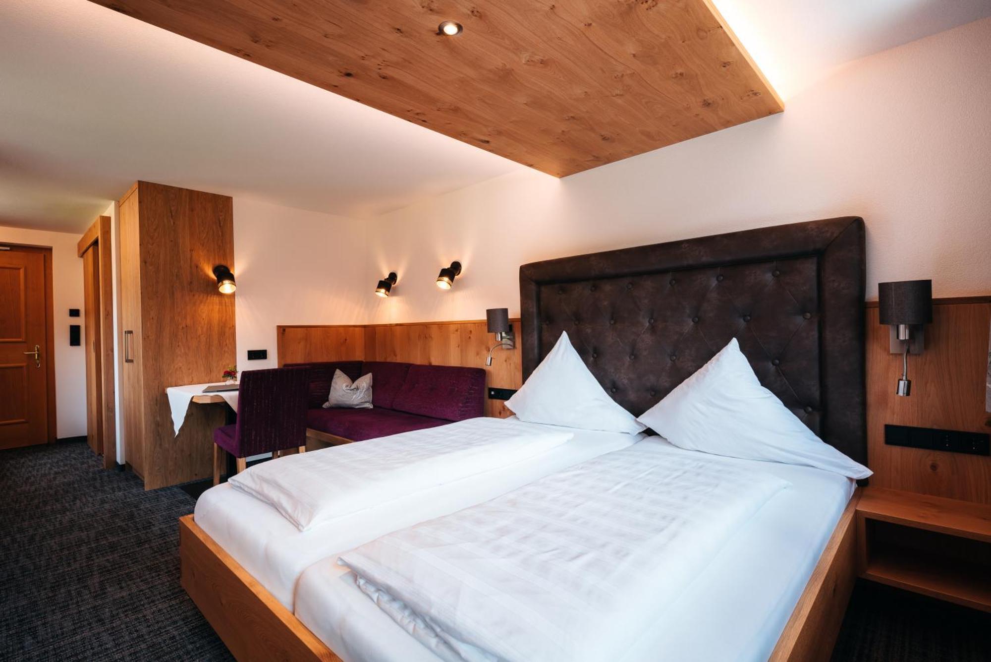 Hotel Alpenblume Дамулс Екстериор снимка