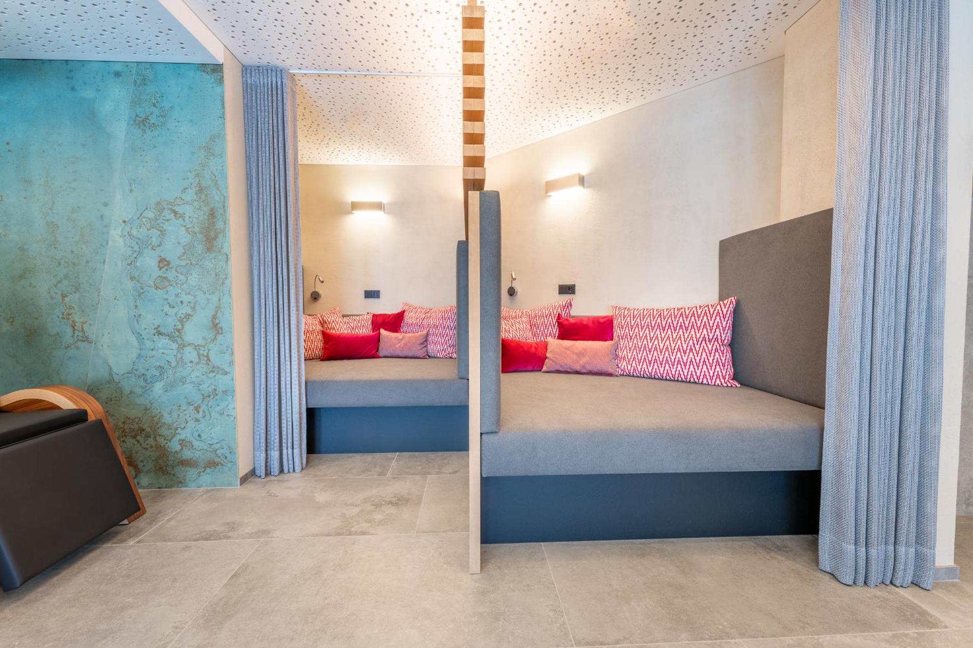 Hotel Alpenblume Дамулс Екстериор снимка